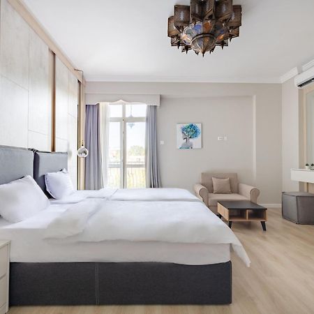 Piccolo Mondo By Citybookings 布加勒斯特 外观 照片