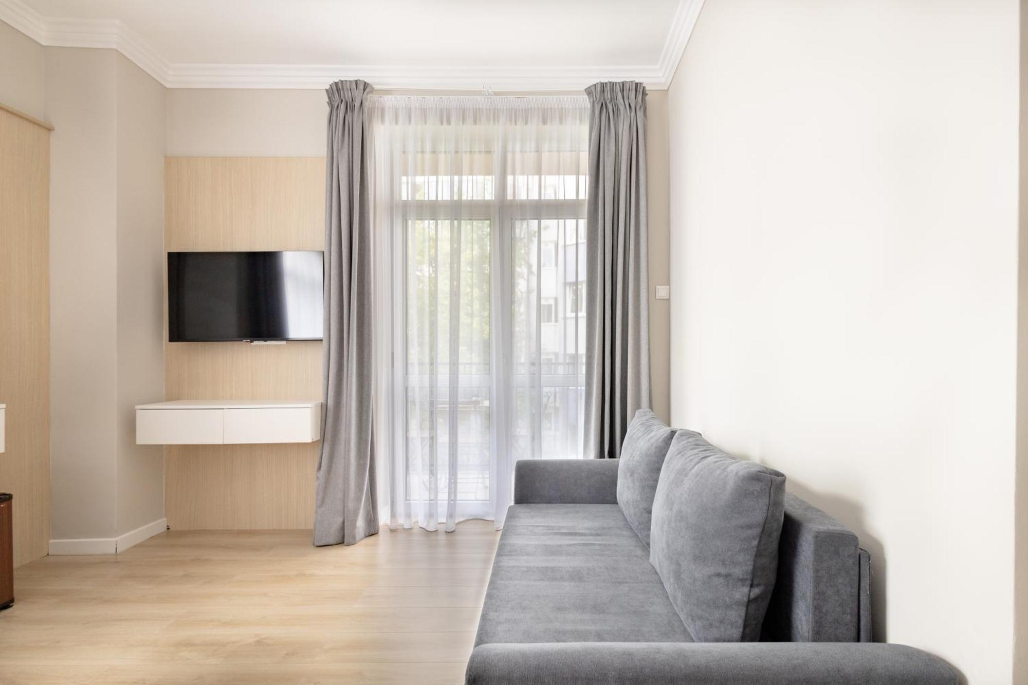 Piccolo Mondo By Citybookings 布加勒斯特 外观 照片