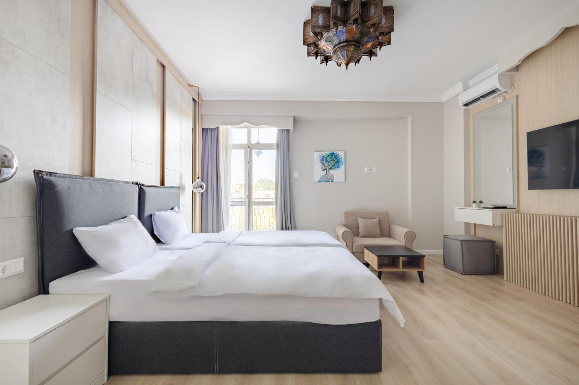 Piccolo Mondo By Citybookings 布加勒斯特 外观 照片